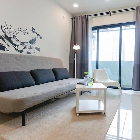 Totoro Theme Suite In Suasana Jb Τζόχορ Μπάχρου Εξωτερικό φωτογραφία